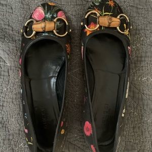 Gucci shoes 5.5